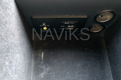 Accessories - 2018 - 2020 Infiniti QX80 Stealth Video & Audio Cable (For Input Located in Armrest) - Image 2